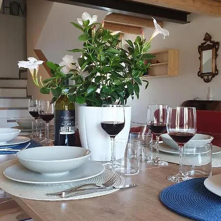 Aghel Luxury Bed & Breakfast