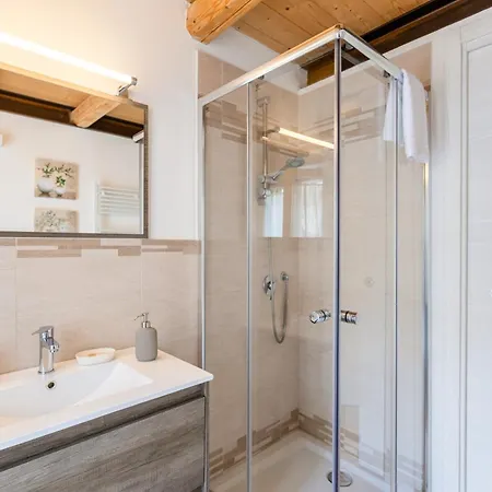 Aghel Luxury 3*