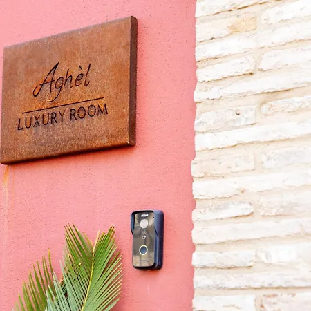 Aghel Luxury 住宿加早餐酒店